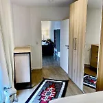 Helle,zentrale,gemütliche Und Moderne Apartment Magdeburg