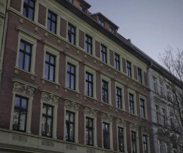 Helle,zentrale,gemuetliche Und Moderne