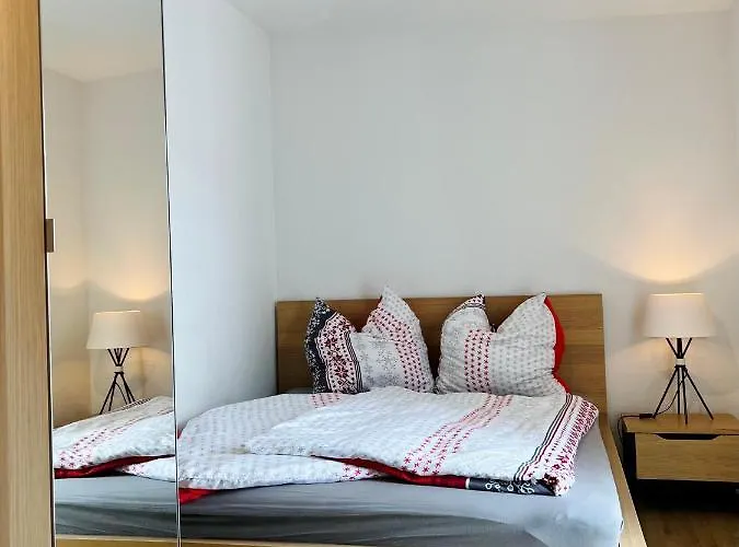 Helle,zentrale,gemuetliche Und Moderne Maagdenburg