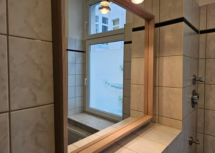 Helle,zentrale,gemuetliche Und Moderne Appartement Maagdenburg